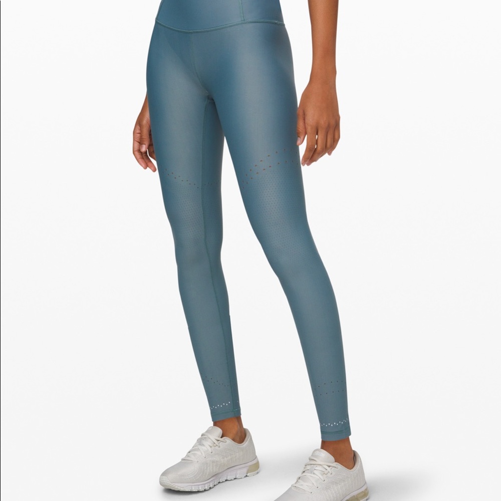 BRAND NEW Lululemon 27” Zoned In blue charcoal sz 4
